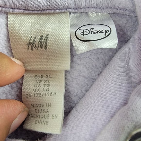 H&M Disney Womens XL Lavender Purple Pullover Sweater Mickey Mouse Casual - Picture 5 of 9